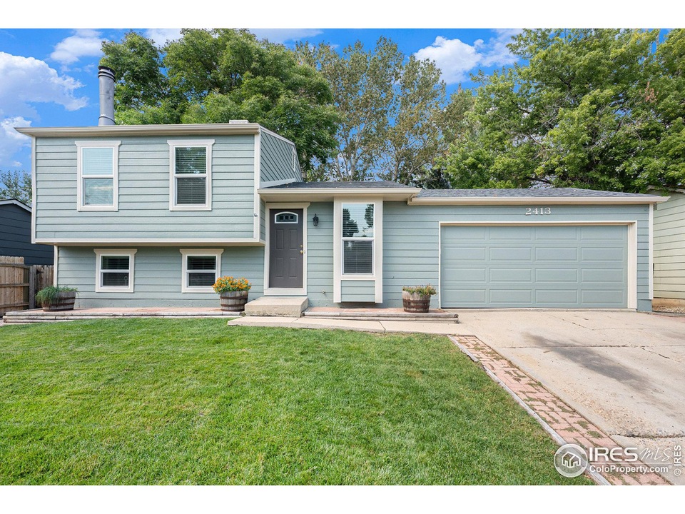 2413 Lincoln St, Longmont, CO