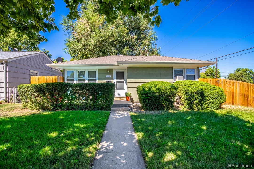 1397 Dallas St, Aurora, CO