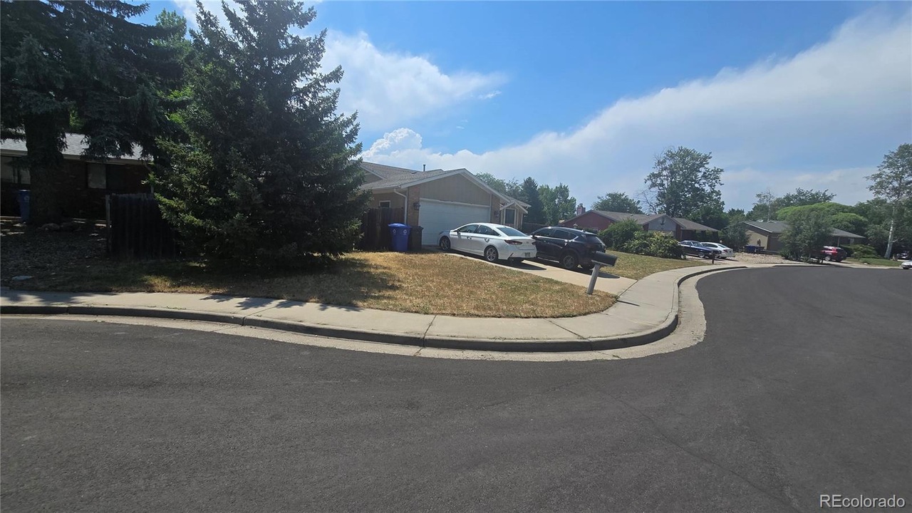 2229 Bismarck Ct, Loveland, CO