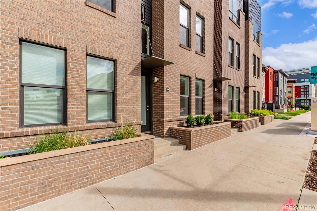 2436 Welton St, Denver, CO