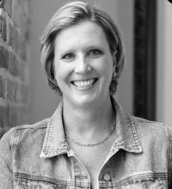 Laura Nixon
